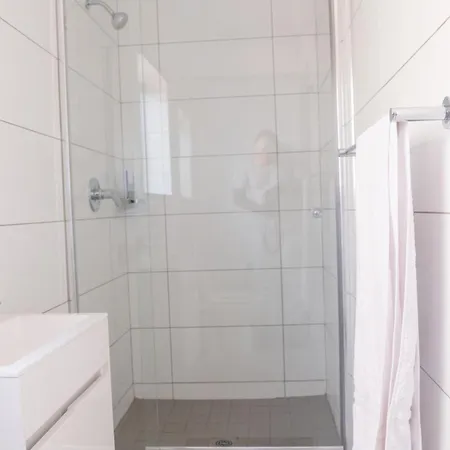 8 Elizabeth Place - Beautiful Self Catering 1 Bedroom Apartment Next To Kyalami Racetrack In Midrand With Free Wifi Local Swimming Pool Gym And Restaurant - Perfect For A Couple Exterior photo